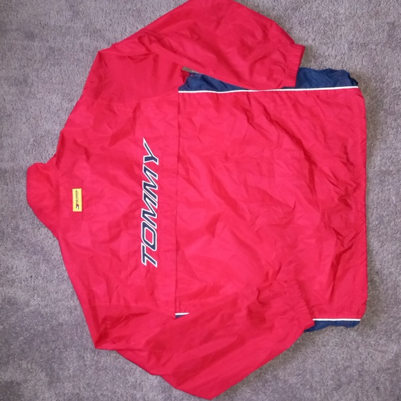 Vintage Tommy Hilfiger Wind Breaker - Picture 4 of 10